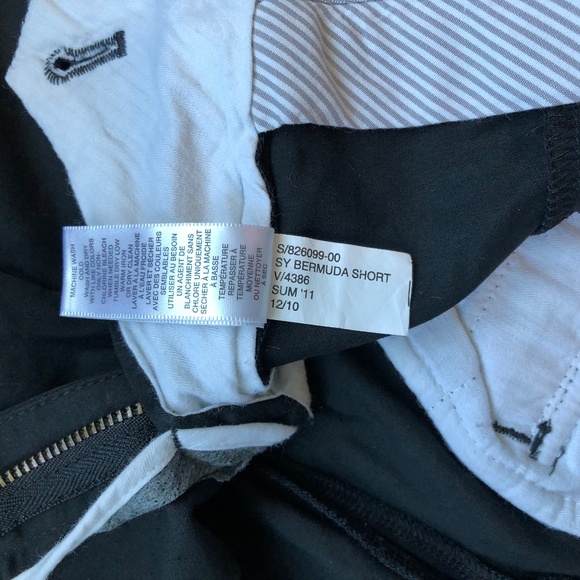 Banana Republic Black Bermuda shorts - Picture 6 of 6